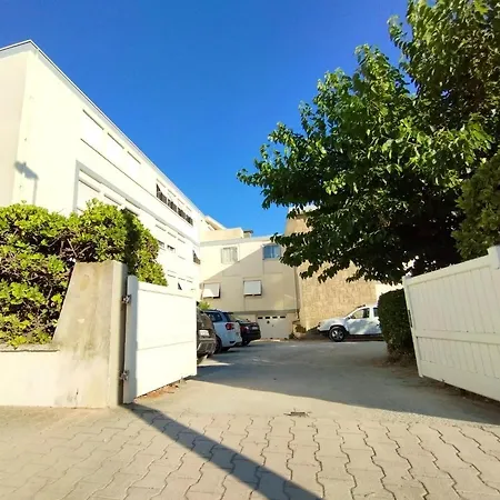 Cosy En étage Résidence Front De