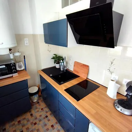Apartment Cosy En Etage Front De Palavas-les-Flots
