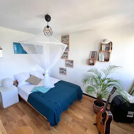 Cosy En Etage Front De *